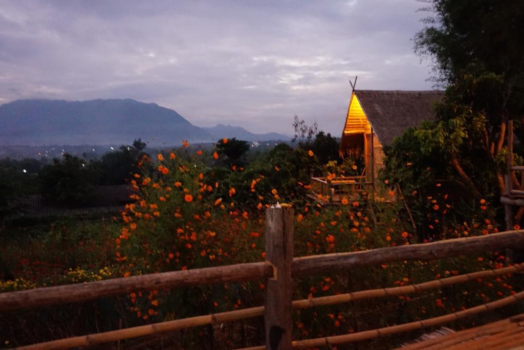 Baan Aingdoi Homestay, Chiang Dao Eksteriør bilde