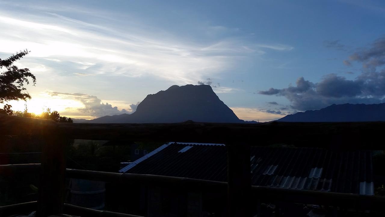 Baan Aingdoi Homestay, Chiang Dao Eksteriør bilde