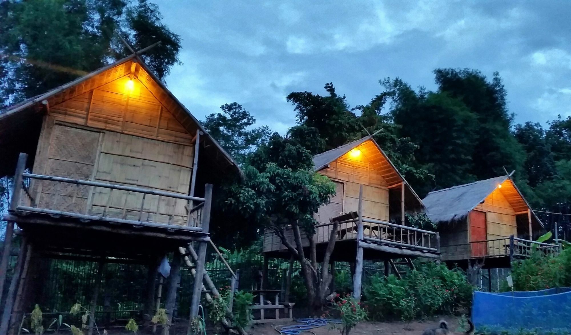 Baan Aingdoi Homestay, Chiang Dao Eksteriør bilde
