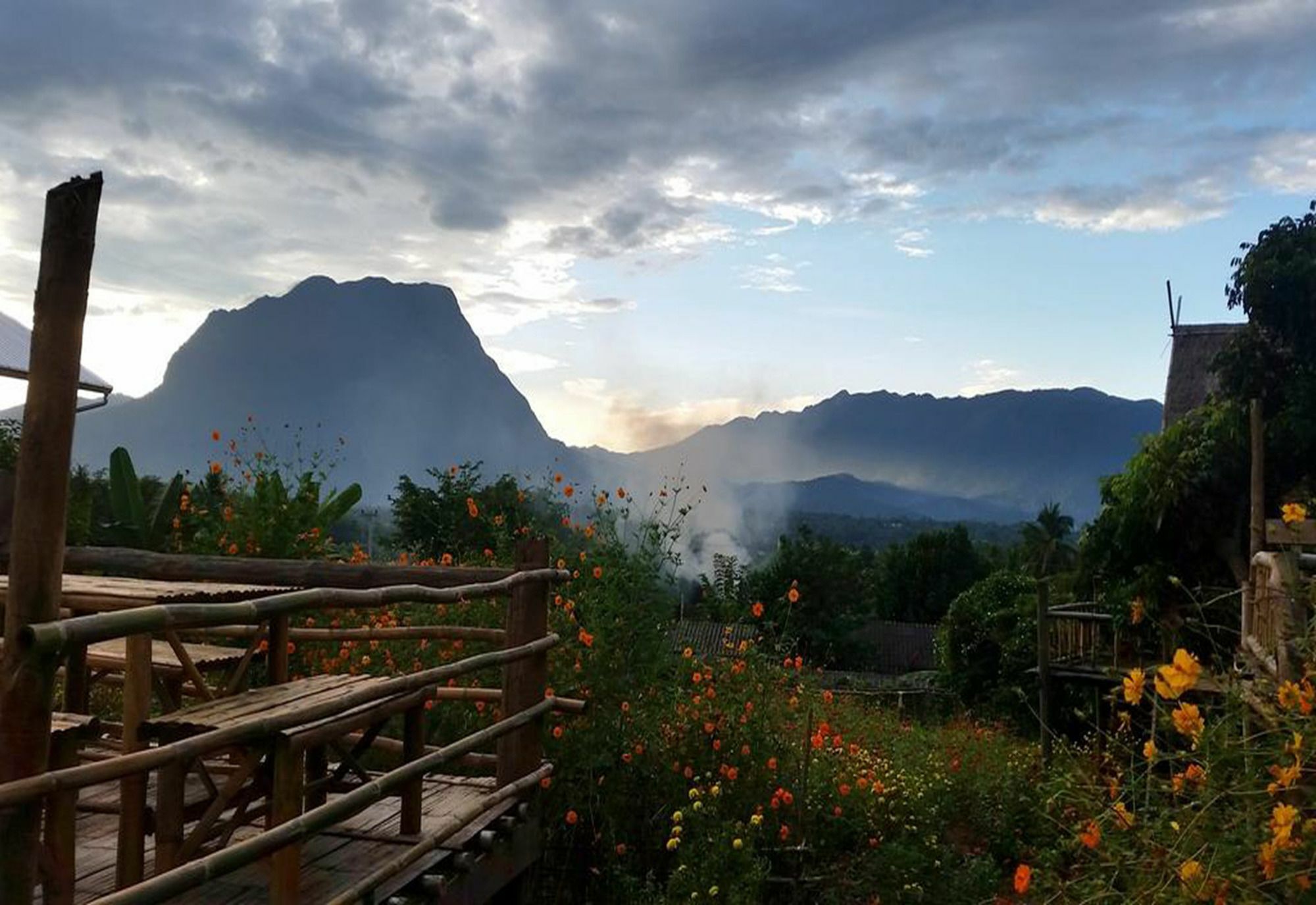 Baan Aingdoi Homestay, Chiang Dao Eksteriør bilde