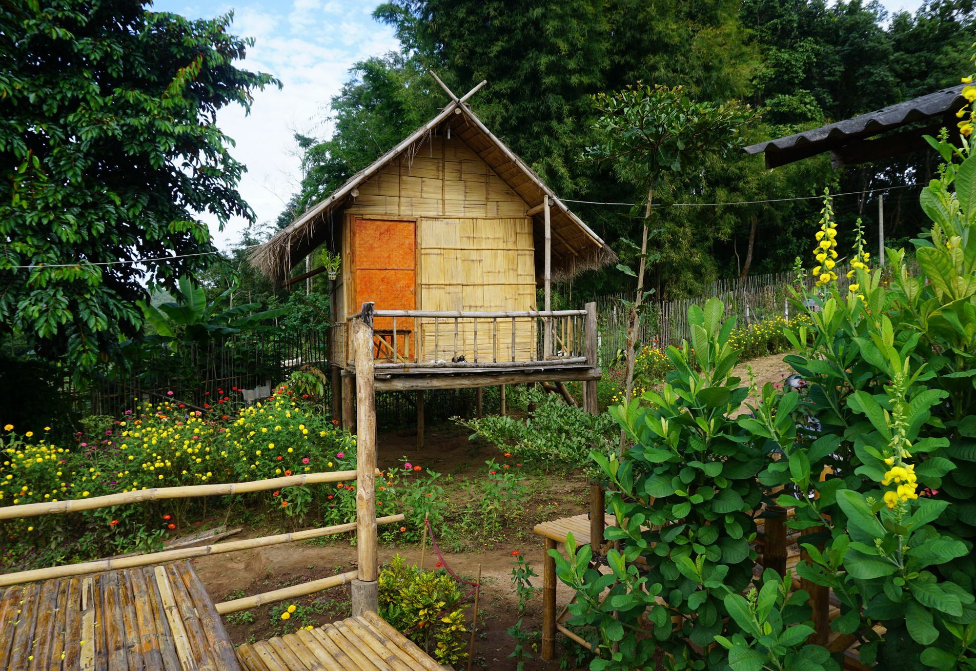 Baan Aingdoi Homestay, Chiang Dao Eksteriør bilde